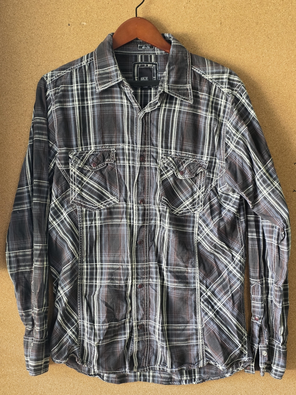 BKE Slim Fit Plaid Button Down Shirt Gray Black Red 100% Cotton Large